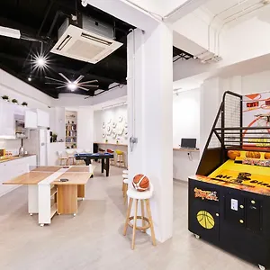 Hostel Beat. Sports, Singapur